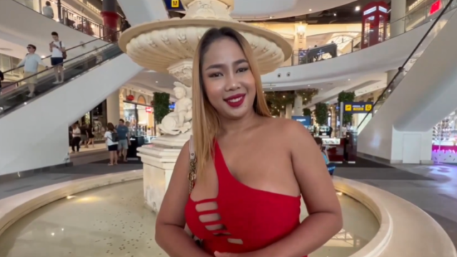 Pornthai Anal ดิลเจ้สวาใหญ่รับงานนัดเจอที่ห้าง ก่อนจะพามาที่โรงแรม ไม่ต้องอมควยไม่ไหวเอาควยเลย เย็ดยันตูด